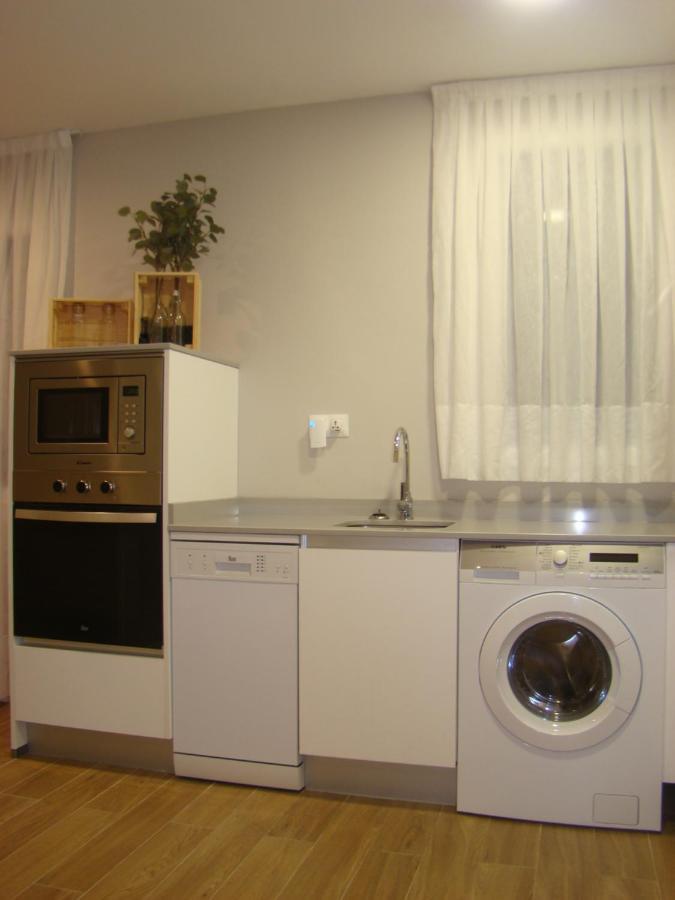 Apartamentos La Pereda ซานตานเดร์ ภายนอก รูปภาพ